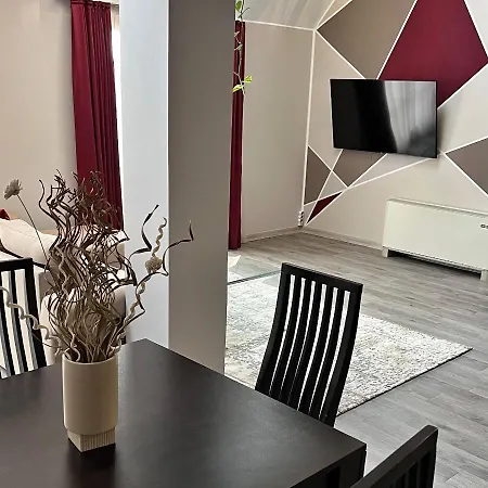 Lägenhetshotell Atrium Boutique 4*