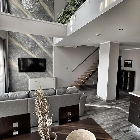 Atrium Boutique شقة فندقية 4*