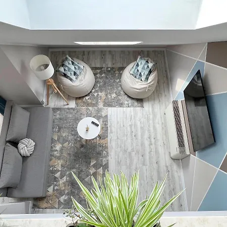 Atrium Boutique 4*